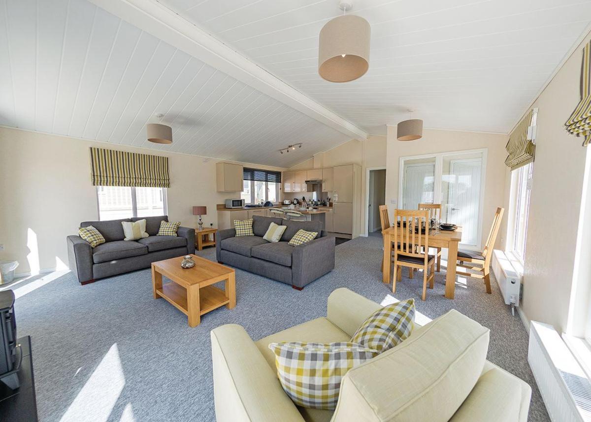 Mundesley Holiday Village Exterior photo