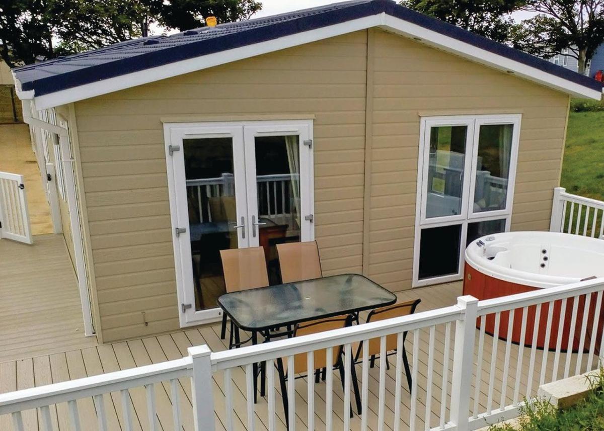 Mundesley Holiday Village Exterior photo